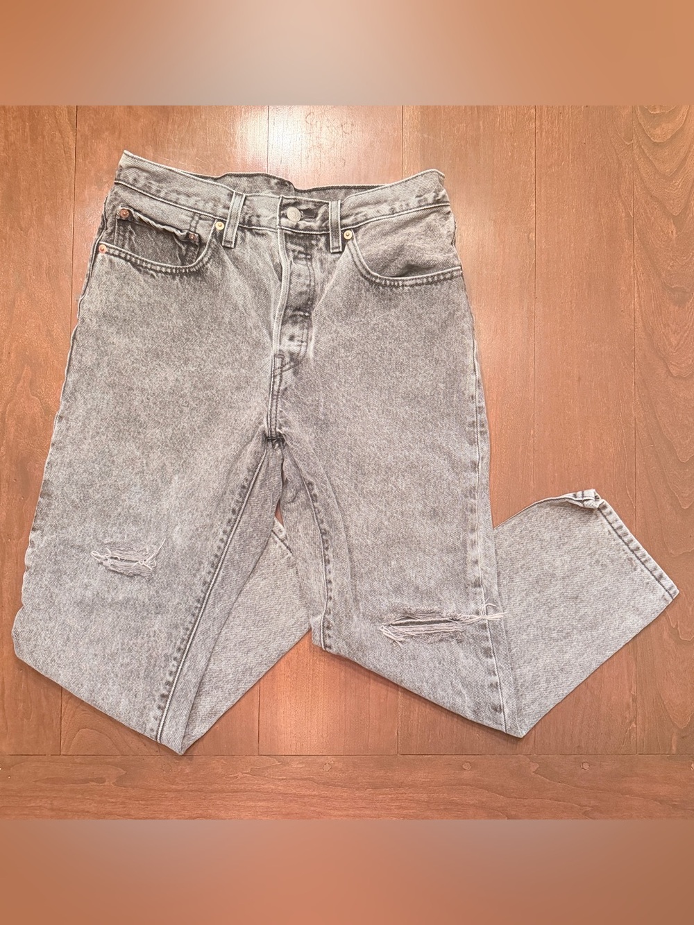 Levi’s 501 Original Fit Jeans Gray Distressed Button Fly 100% Cotton W30 L32